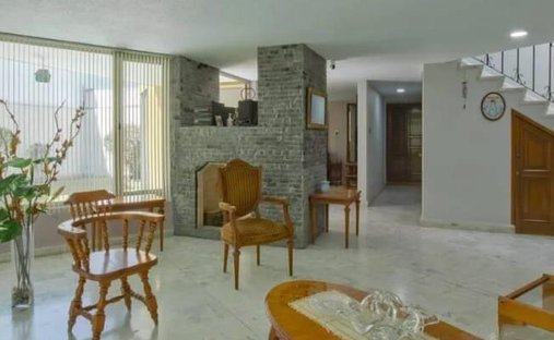 House in Santa Catarina Yecahuitzotl, Mexico City, Mexico 1