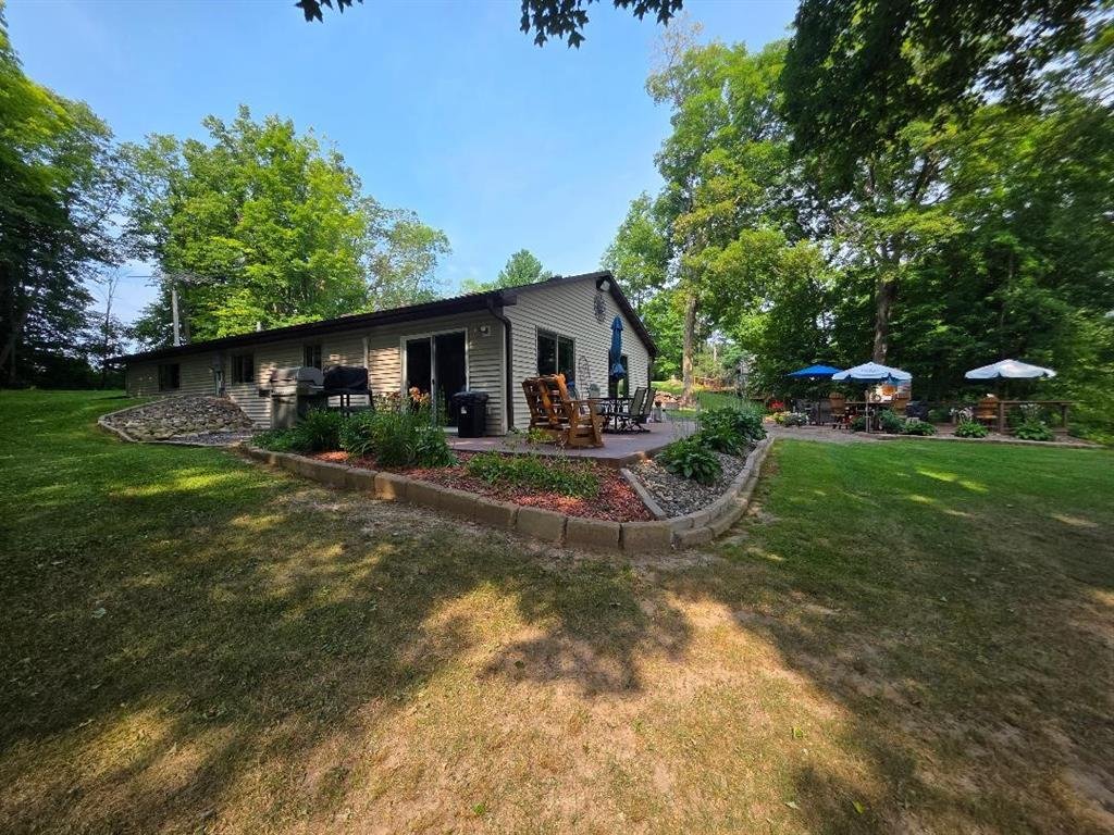 House in Cumberland, Wisconsin, United States 1 - 18594147