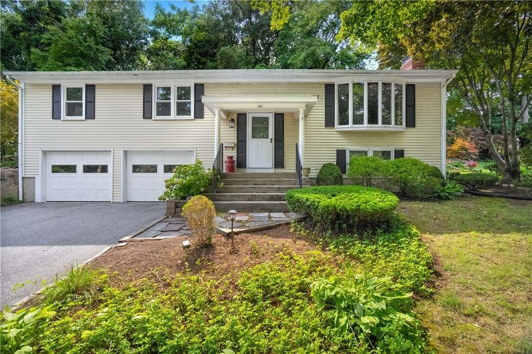 House in Warwick, Rhode Island, United States 1 - 18594155