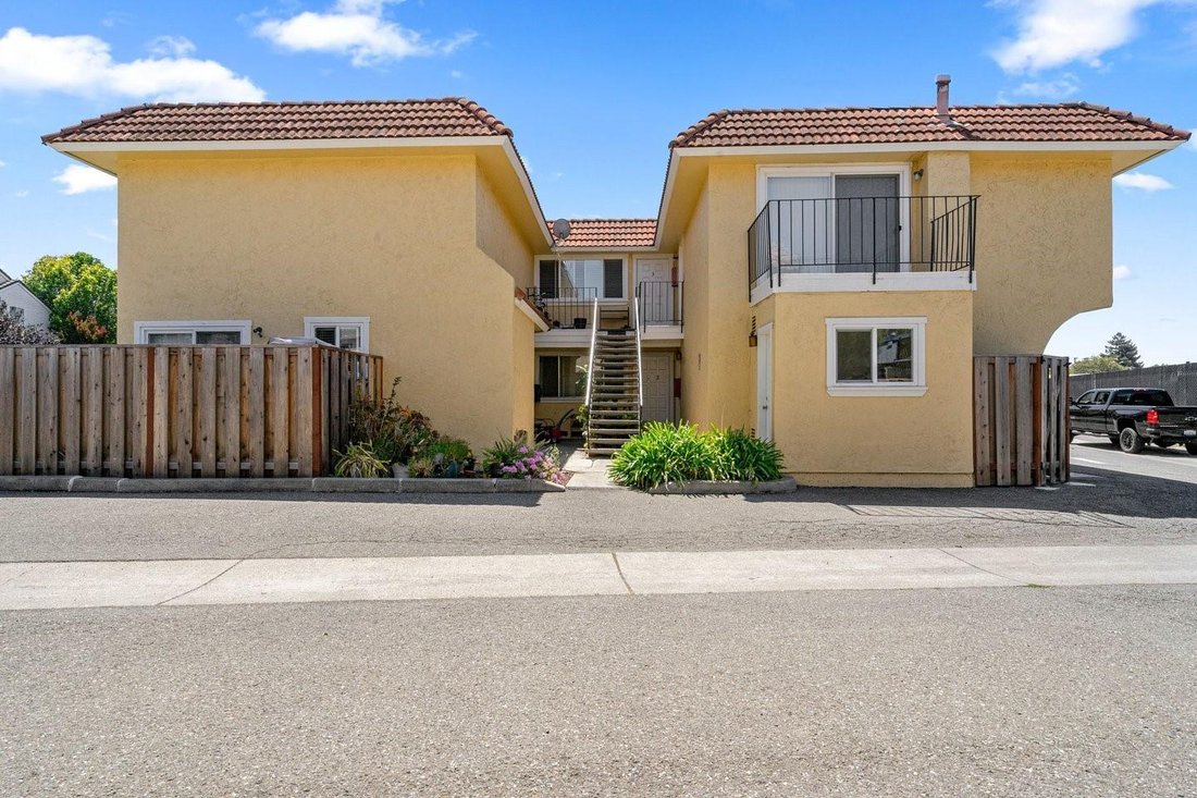 Santa Clara, California, United States 1 - 18594228