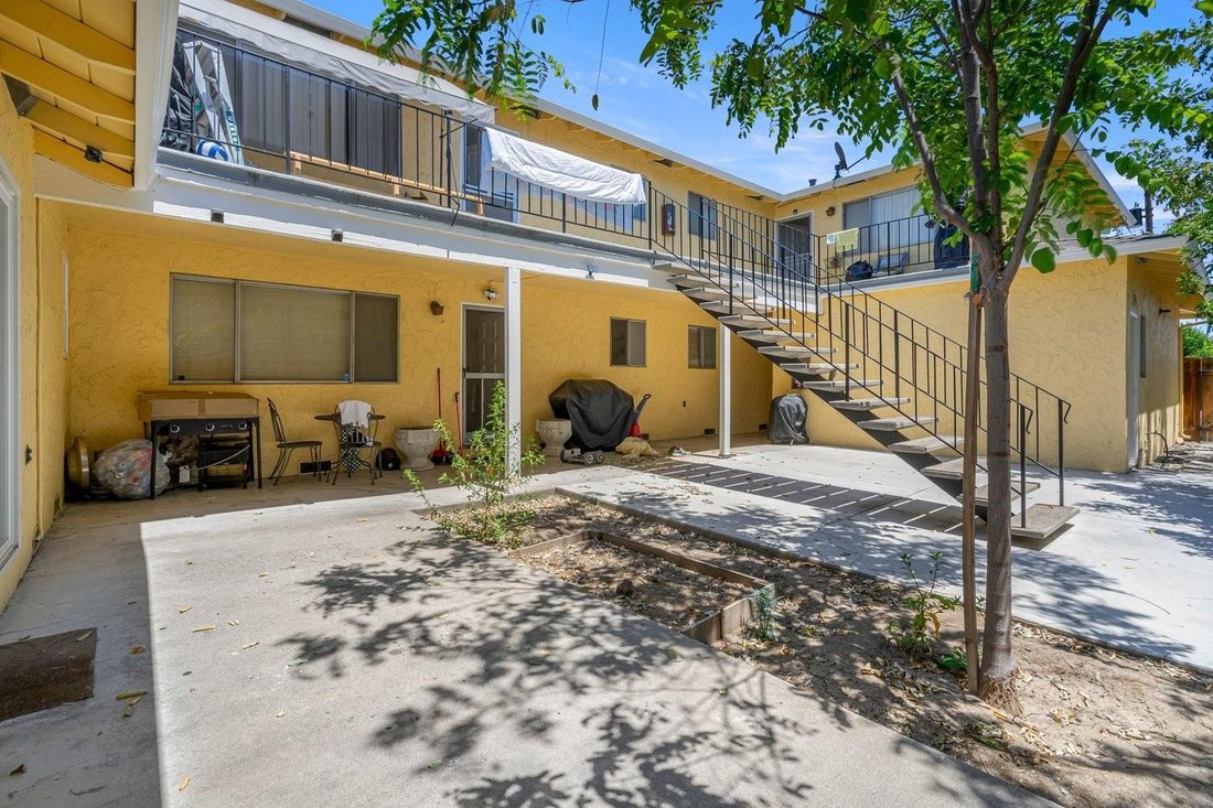 San Jose, California, United States 4 - 18594274