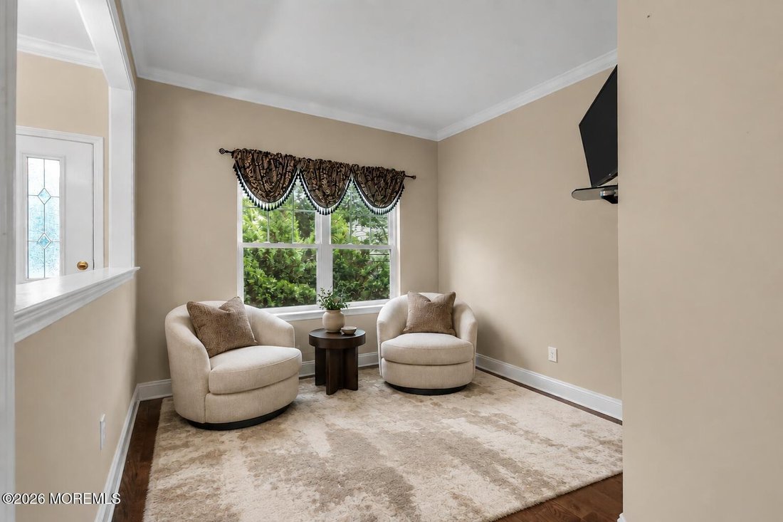House in Manalapan Township, New Jersey, United States 4 - 18594111