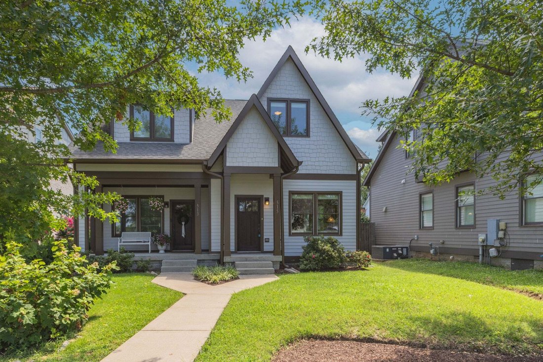 Co Op in Nashville, Tennessee, United States 1 - 18594486