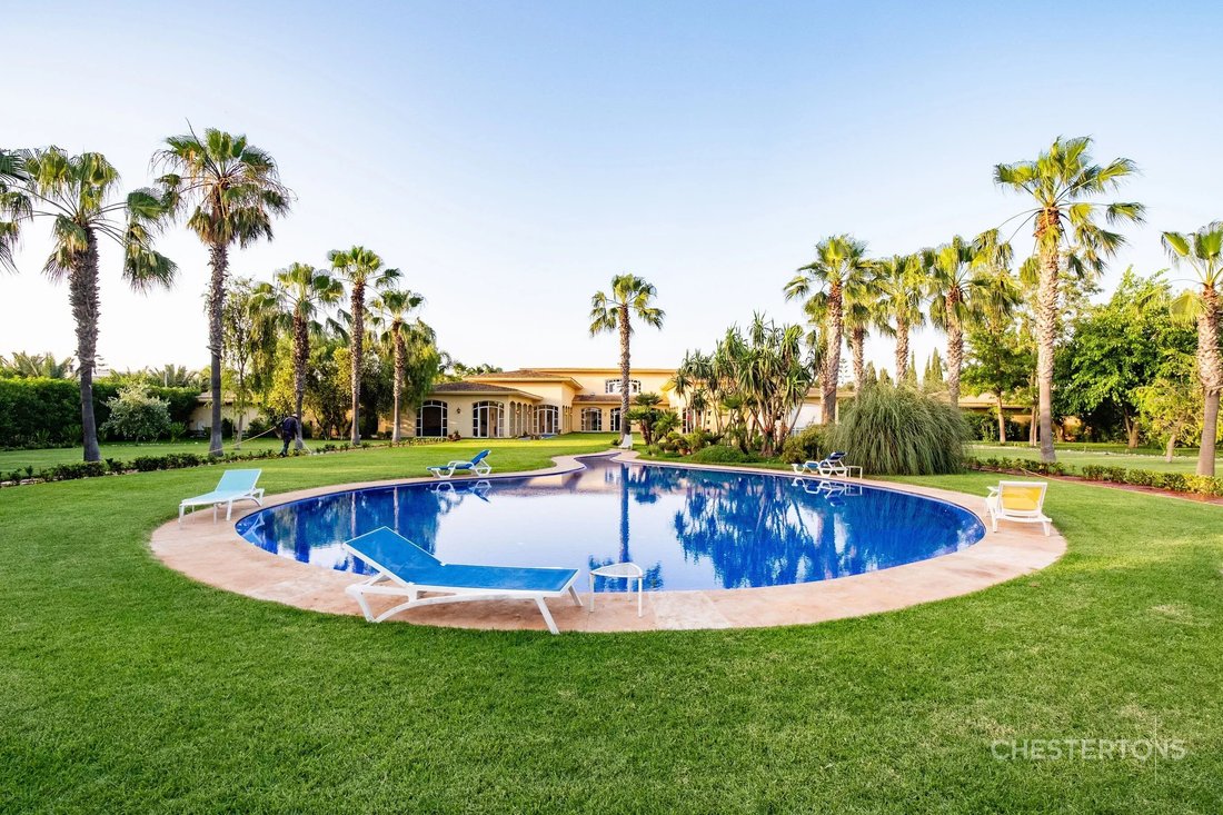 Villa in Bouskoura, Casablanca-Settat, Morocco 2 - 18594127