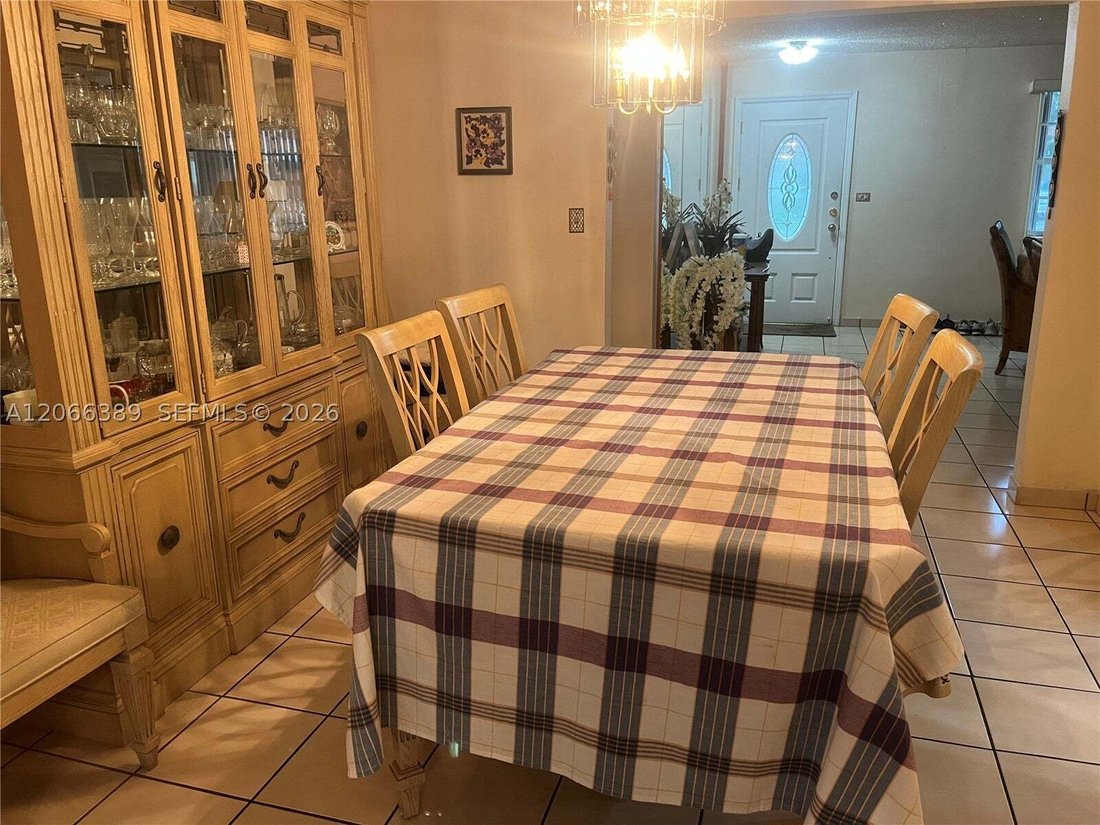 House in Miami, Florida, United States 3 - 18594204