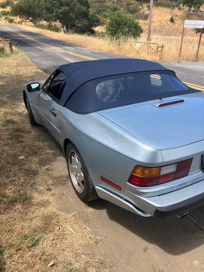 Cabriolet in Glendale, United States 2 - 18594689
