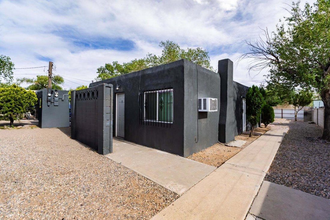 Albuquerque, New Mexico, United States 2 - 18594117
