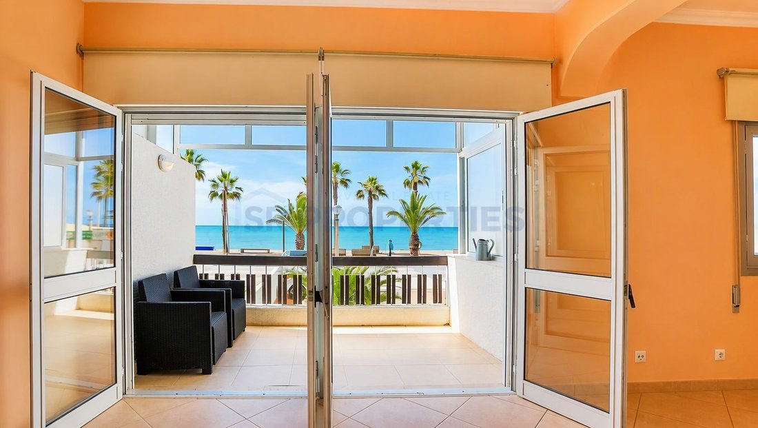 Apartment in Quarteira, Algarve, Portugal 1 - 18438386