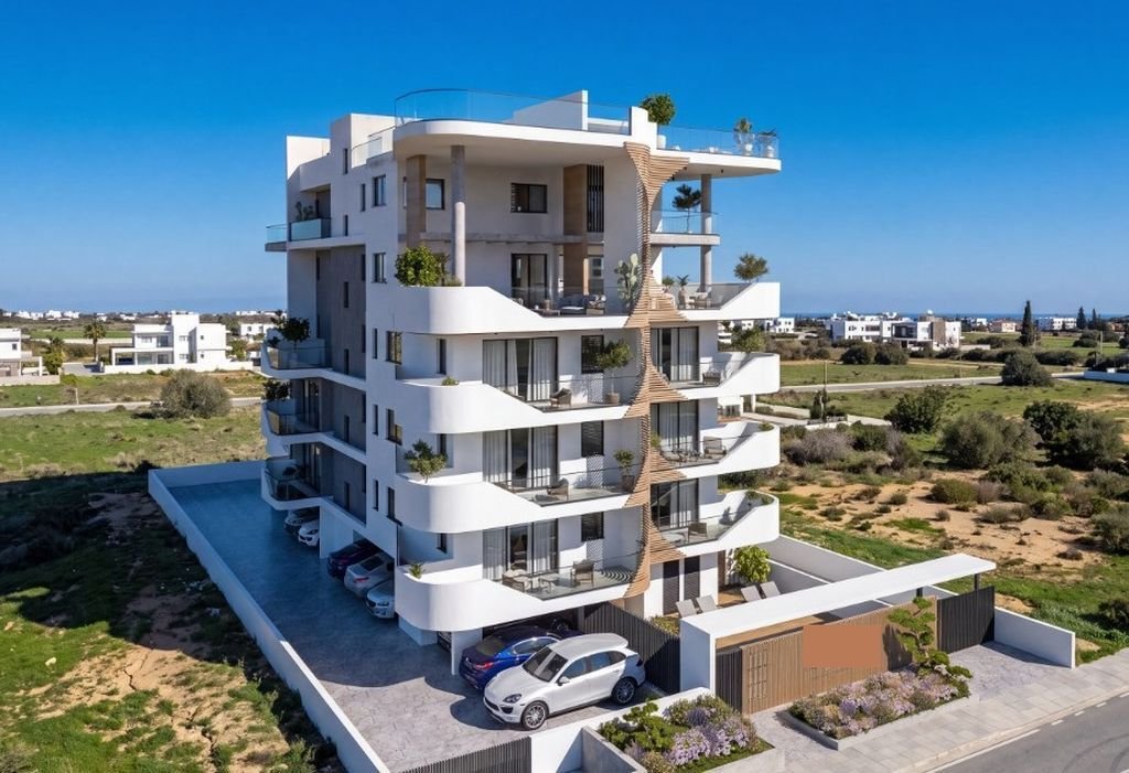 Apartment in Mackenzie Beach, Larnaca, Cyprus 1 - 18594283