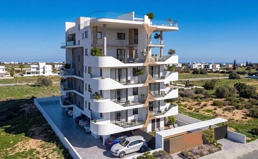 Apartment in Mackenzie Beach, Larnaca, Cyprus 1