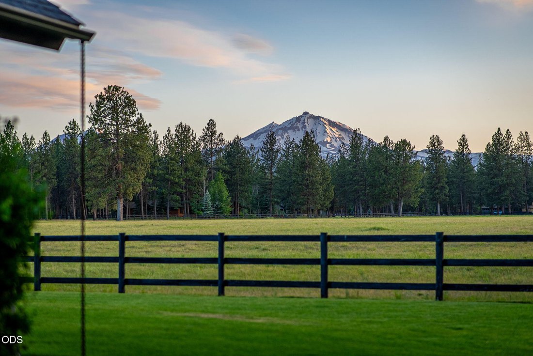 House in Sisters, Oregon, United States 3 - 18594011