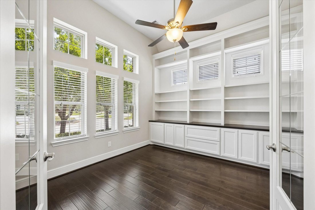 House in Houston, Texas, United States 5 - 18594767