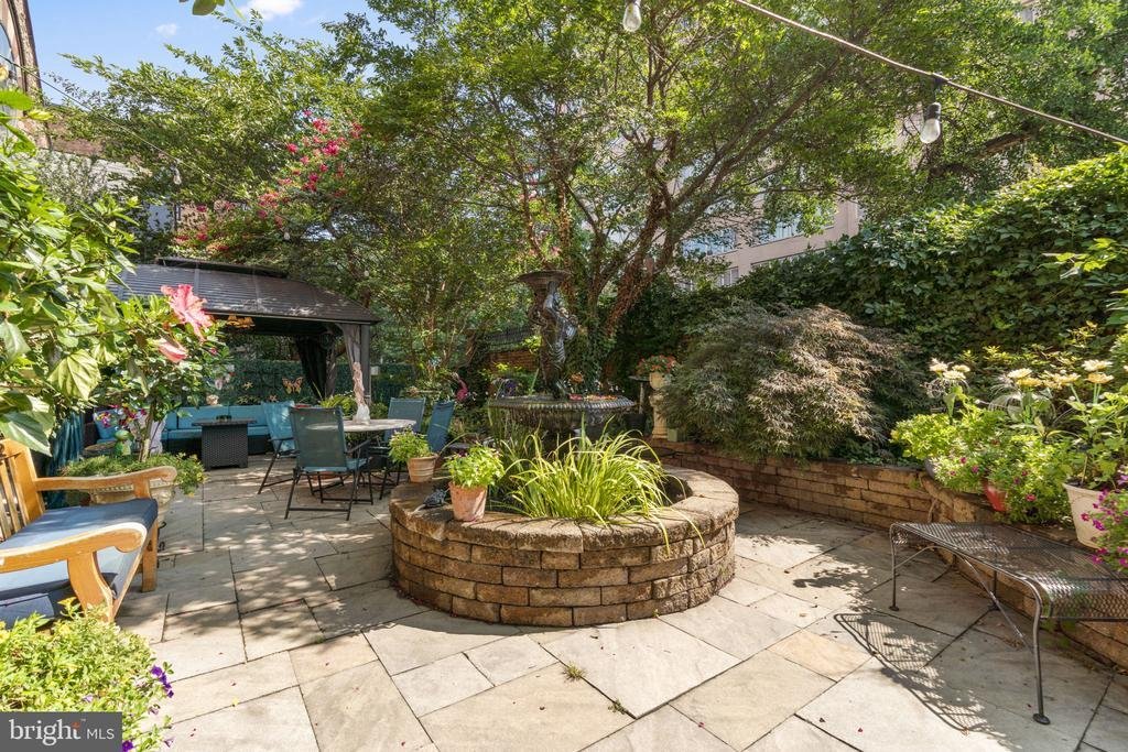 House in Baltimore, Maryland, United States 4 - 18594407
