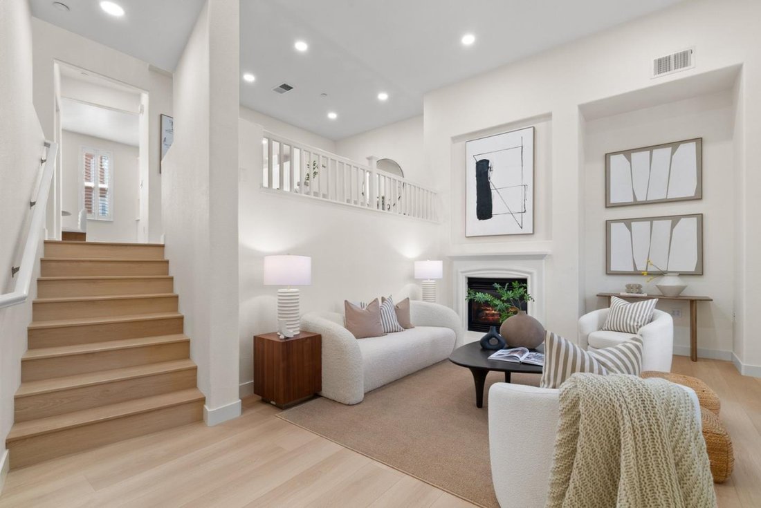 Townhouse in Santa Clara, California, United States 4 - 18594225