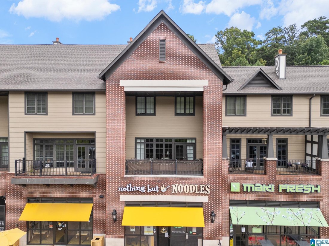 Condo in Mountain Brook, Alabama, United States 2 - 18594471
