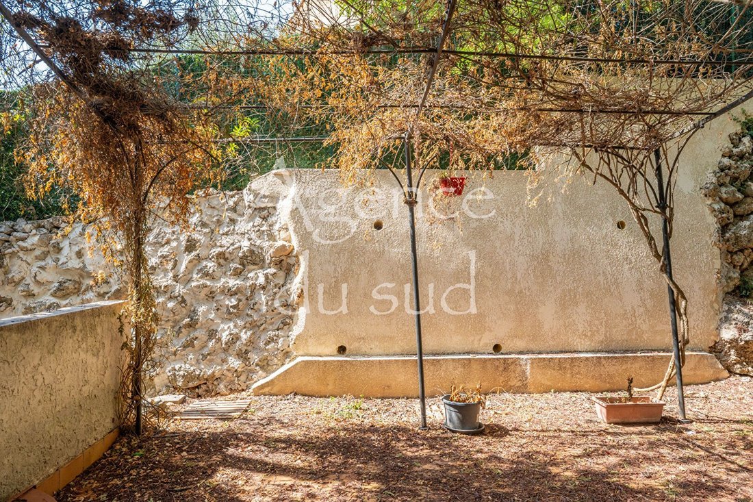 House in Centre et Abords, Roquevaire, France 5 - 18594858