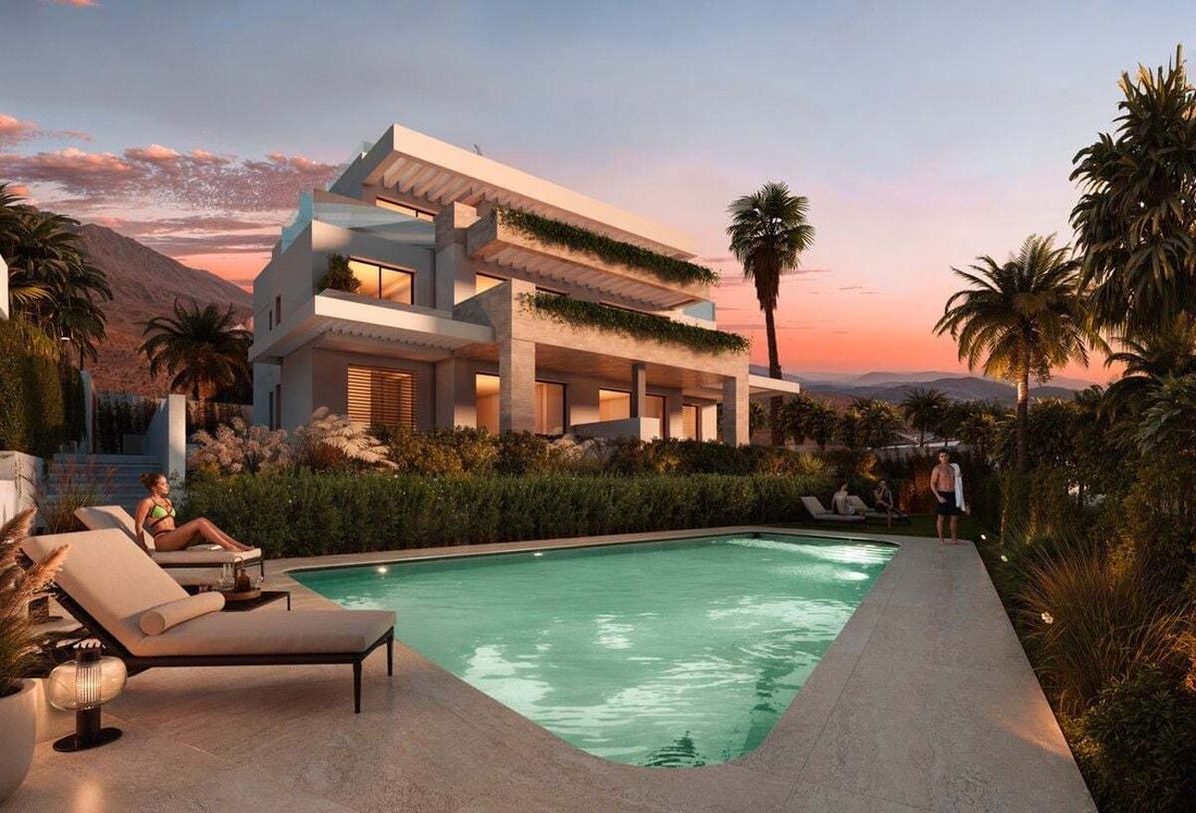 Apartment in Estepona, Andalusia, Spain 4 - 14587365