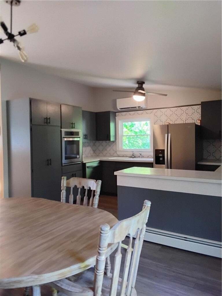 House in Warwick, Rhode Island, United States 4 - 18524072