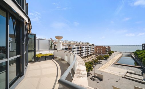 Penthouse in Parque das Nacoes, Lisbon, Portugal 1