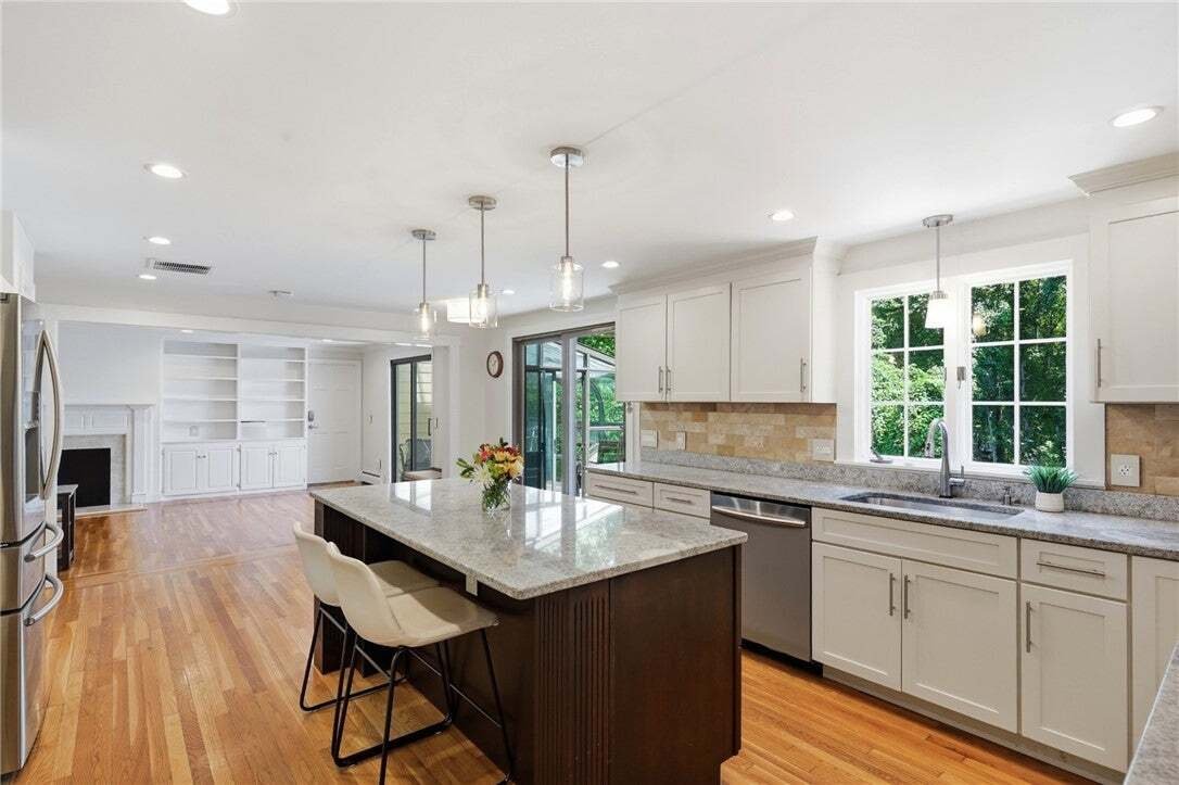 House in East Greenwich, Rhode Island, United States 4 - 18594161