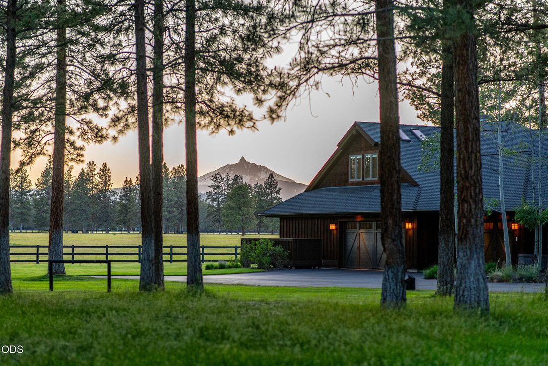 House in Sisters, Oregon, United States 2 - 18594011