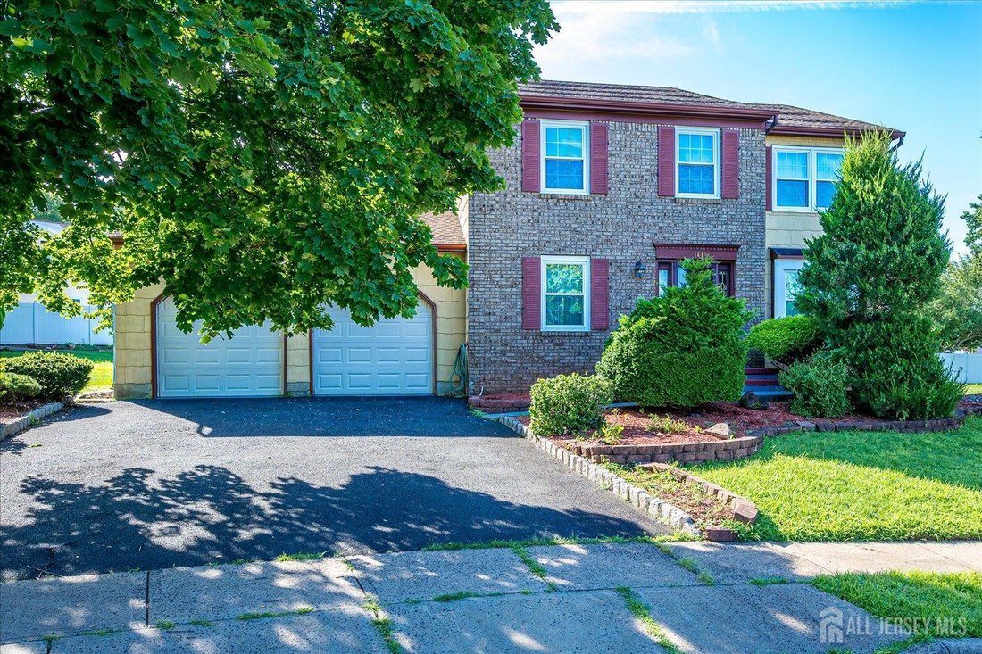 House in Metuchen, New Jersey, United States 2 - 18594343