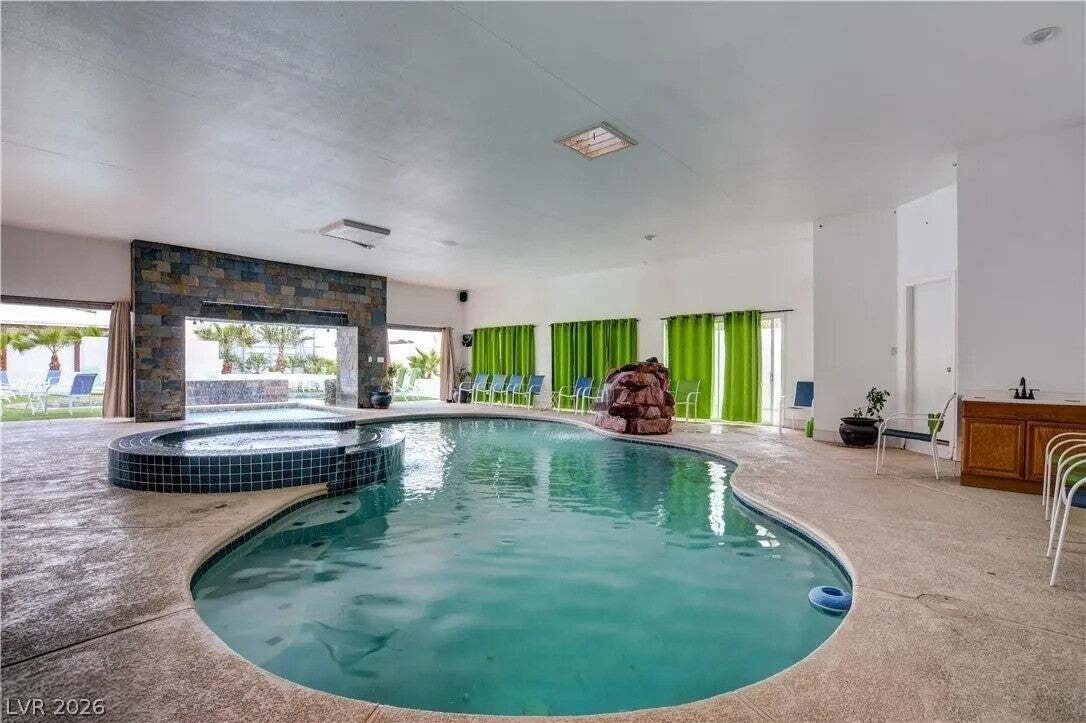 House in Las Vegas, Nevada, United States 1 - 18594270
