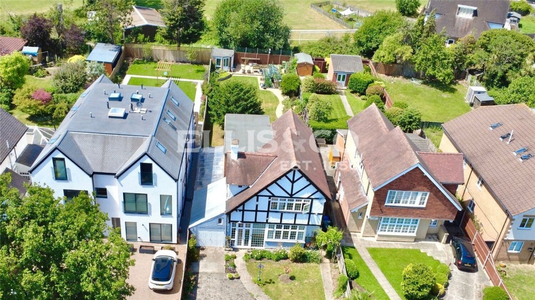 House in Brabsden Green, Ealing, England 4 - 18594144