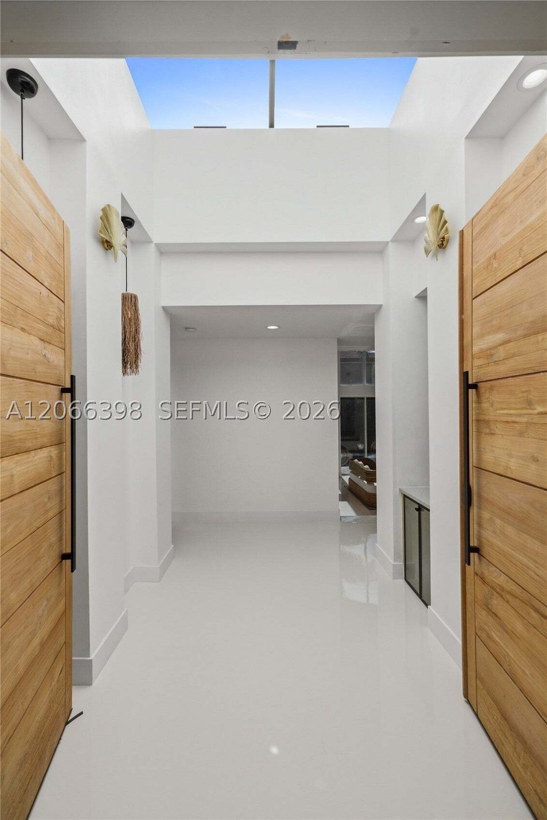 House in Hialeah, Florida, United States 4 - 18594199