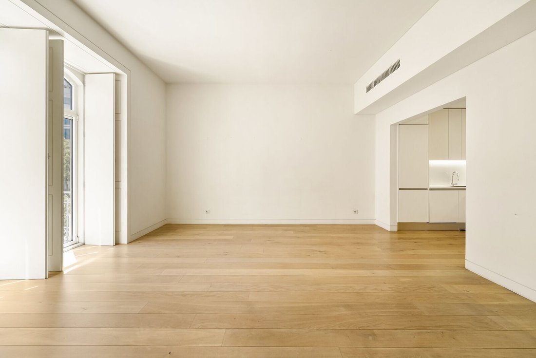 Apartment in Avenidas Novas, Lisbon, Portugal 3 - 18595294