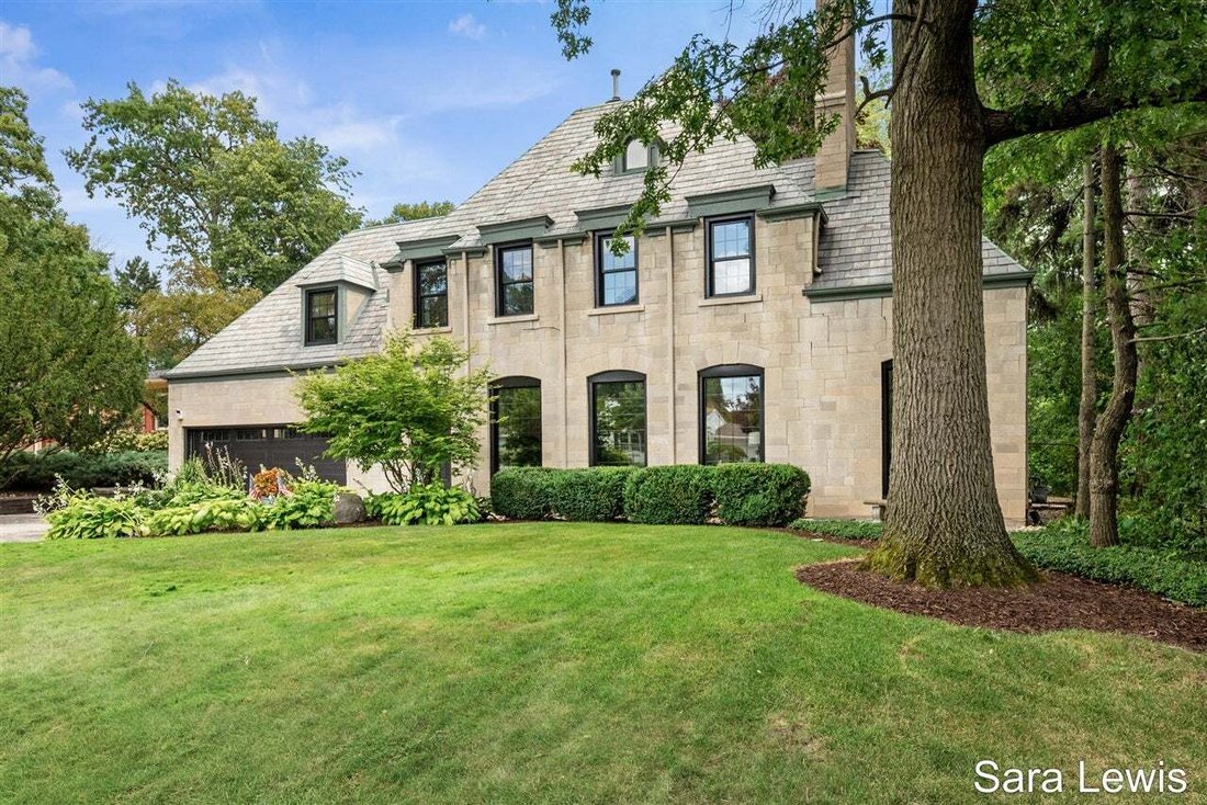 House in East Grand Rapids, Michigan, United States 4 - 18594551