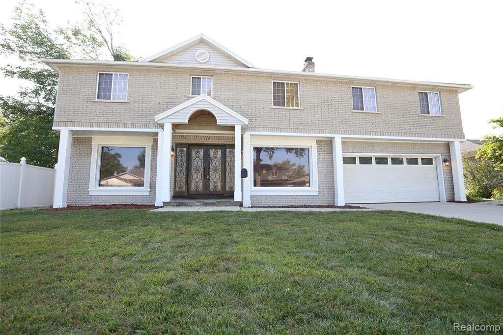 House in Dearborn, Michigan, United States 1 - 18594560