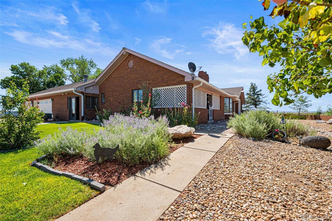 House in Lochbuie, Colorado, United States 4 - 18594368