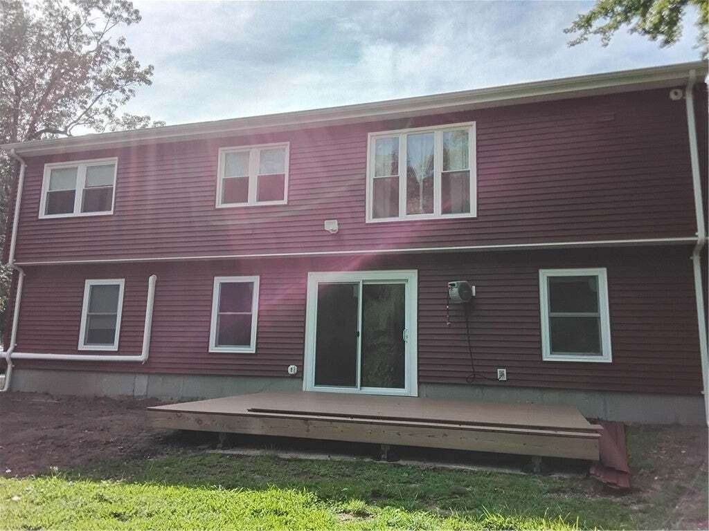 House in Warwick, Rhode Island, United States 2 - 18524072