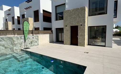 Villa in Los Montesinos, Land Valencia, Spanien 1