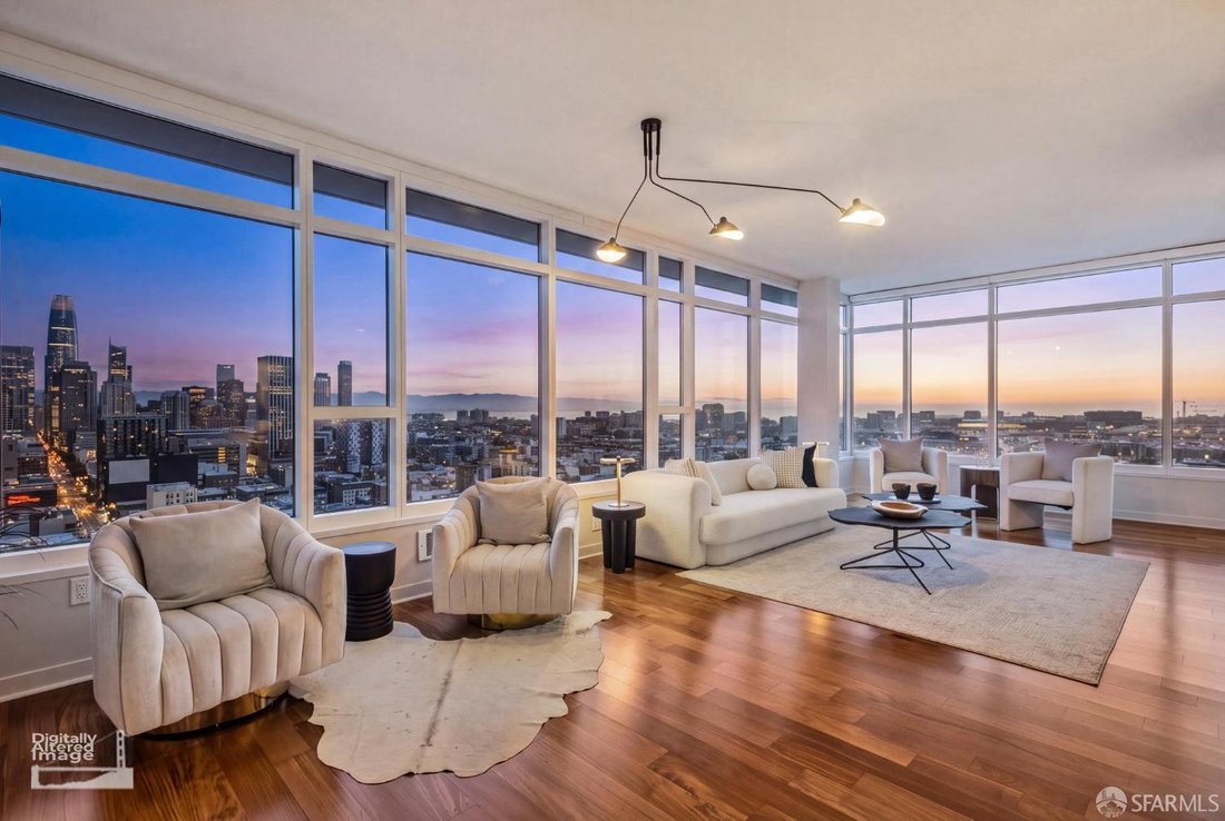 Condo in San Francisco, California, United States 1 - 18591388