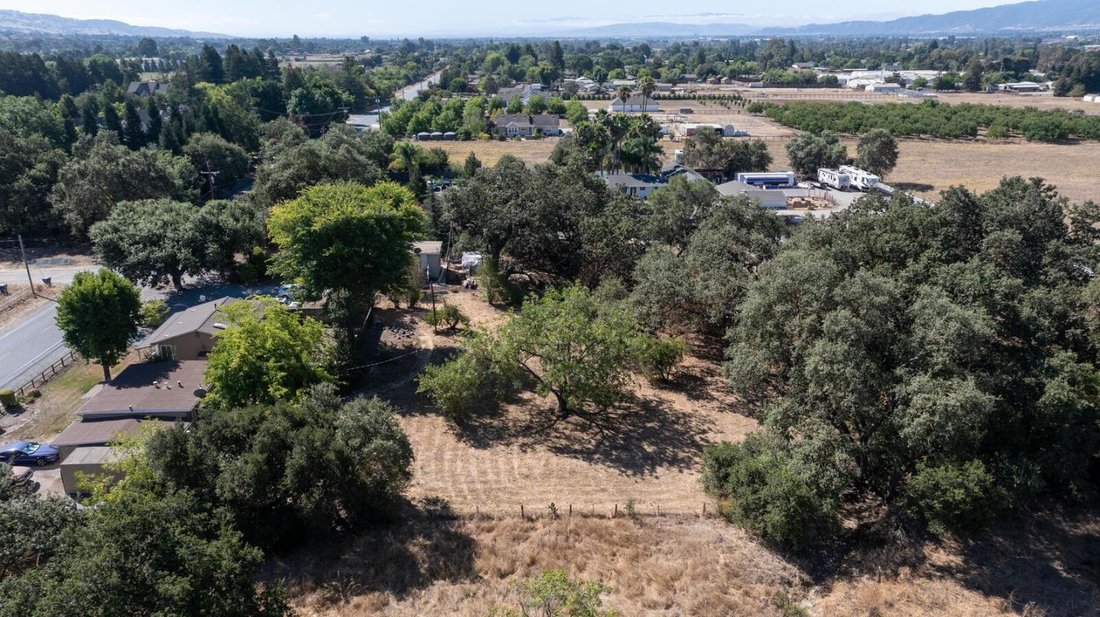 House in Gilroy, California, United States 4 - 18594237
