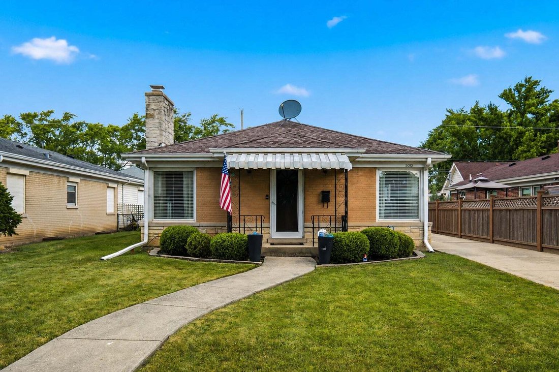 House in Skokie, Illinois, United States 1 - 18594650