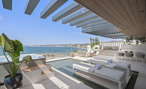 Appartamento a Estepona, Andalusia, Spagna 1
