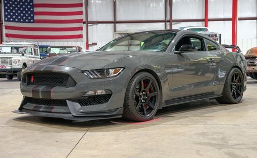 "A Collector-Grade GT350R" in Grand rapids, United States 1