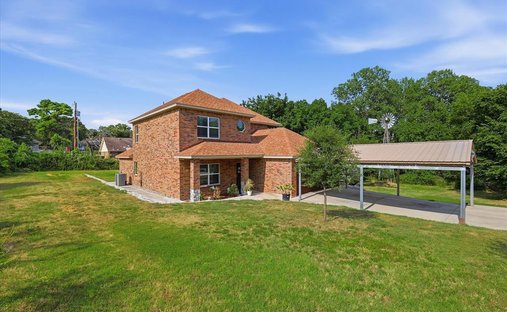 House in Azle, Texas, United States 1