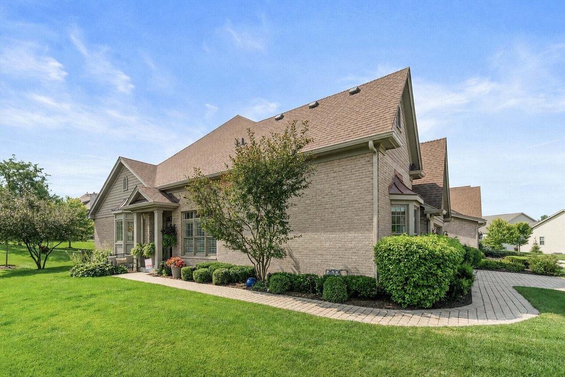 Townhouse in Geneva, Illinois, United States 3 - 18594661
