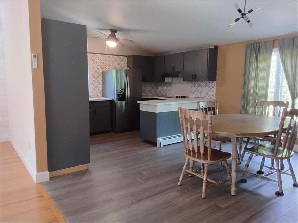 House in Warwick, Rhode Island, United States 5 - 18524072