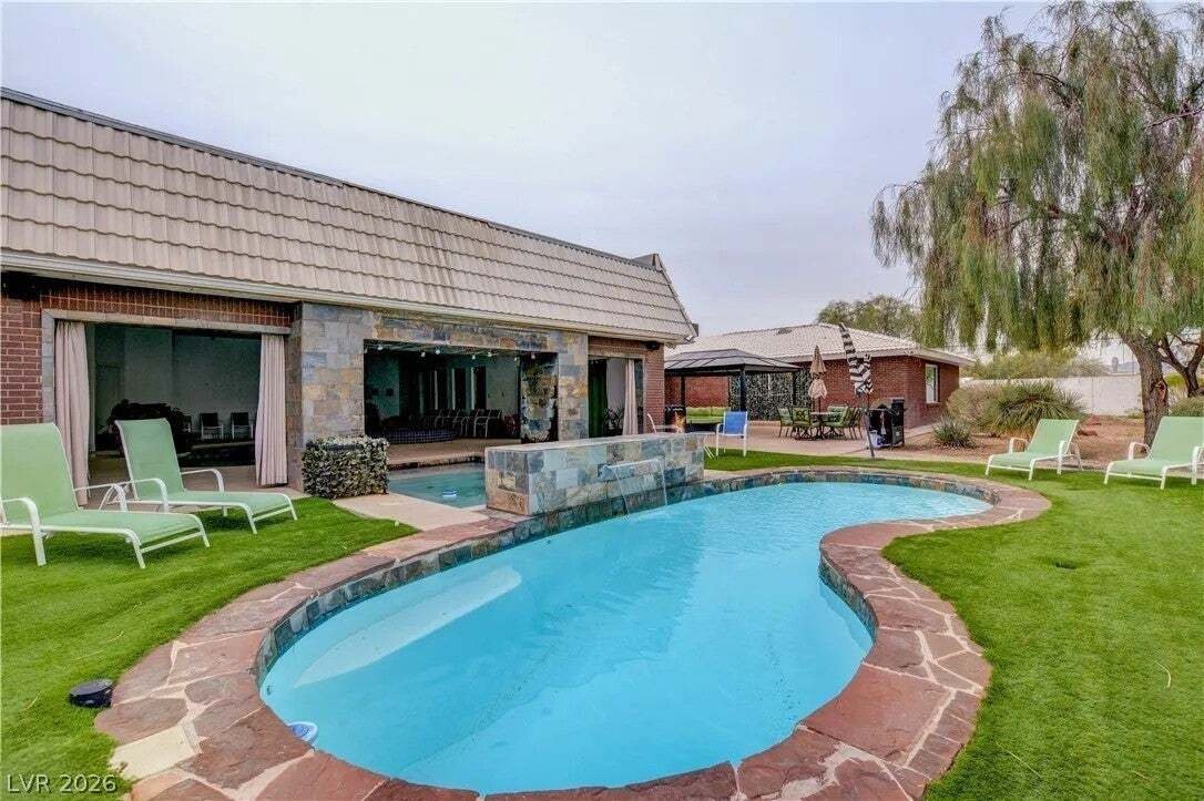 House in Las Vegas, Nevada, United States 5 - 18594270