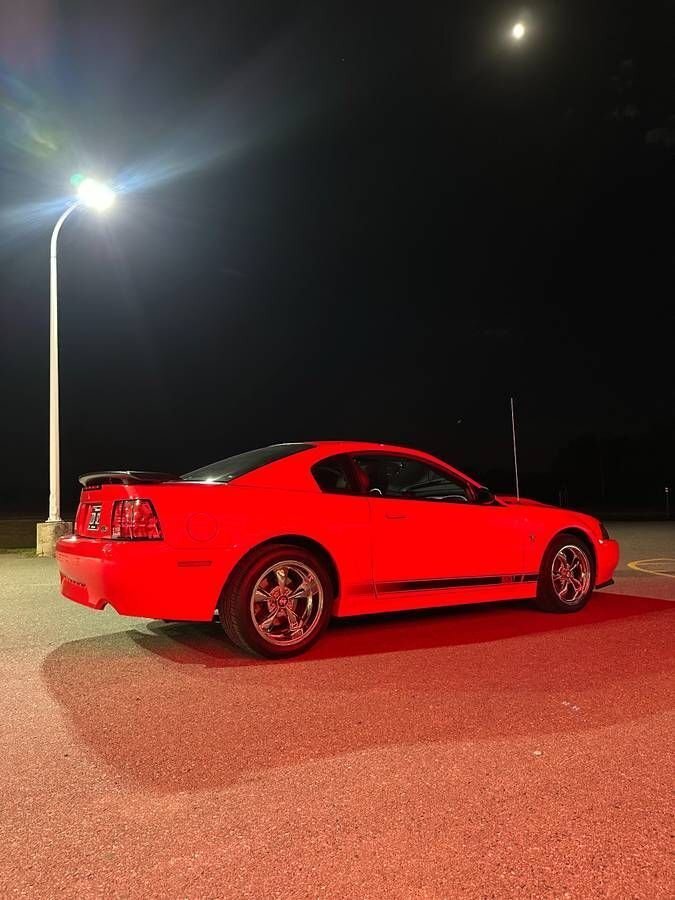 Coupe in Glendale, United States 5 - 18594683