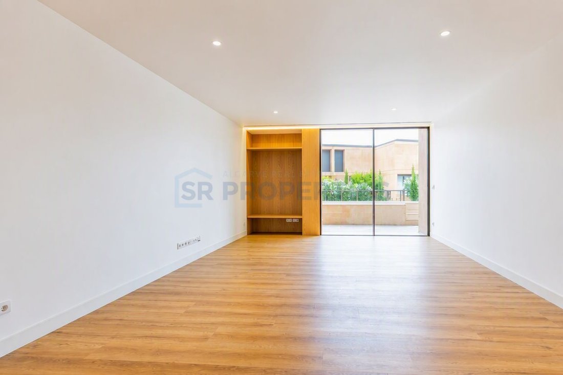 House in Vilamoura, Quarteira, Algarve 1 - 18437563