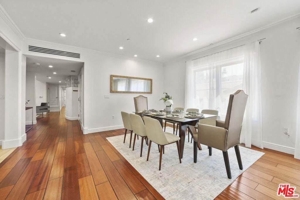 Condo in Los Angeles, California, United States 5 - 18594364
