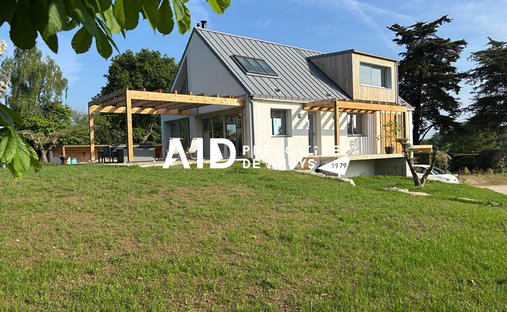 House in Surzur, Brittany, France 1