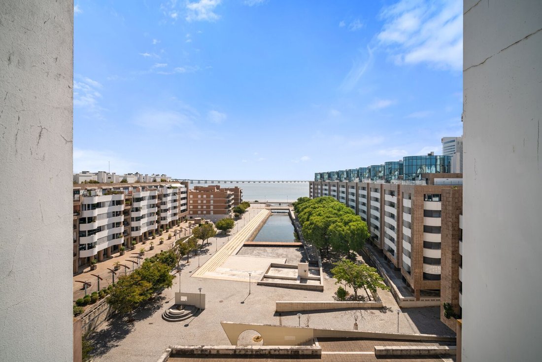 Apartment in Parque das Nacoes, Lisbon, Portugal 5 - 18595314