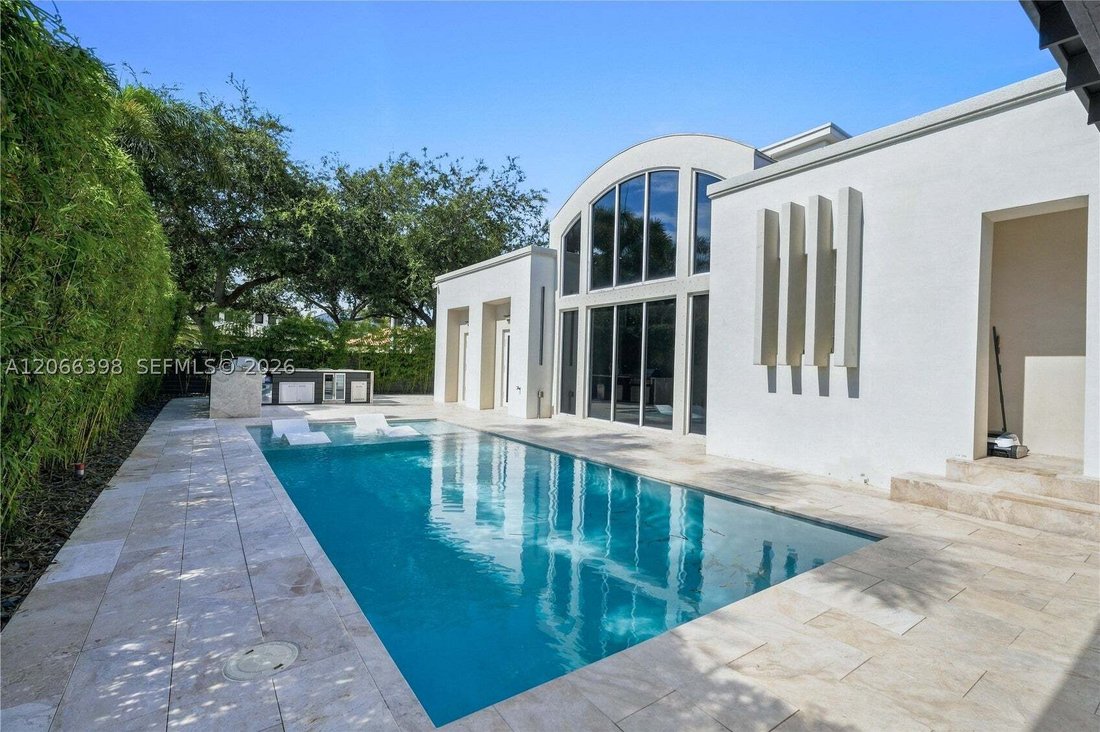 House in Hialeah, Florida, United States 1 - 18594199